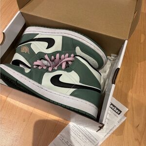 Nike Sneakers Dutch green